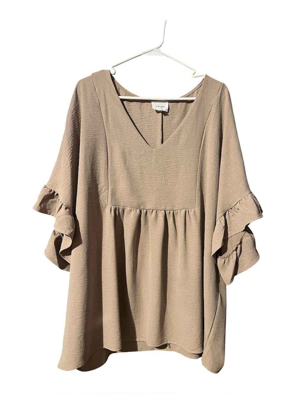Andrée by Unit Airflow Peplum Ruffle Sleeve Top